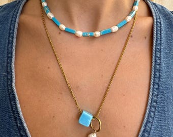 Long Glass and Pearl pendant necklace: Gold plated stainless steel layering necklace