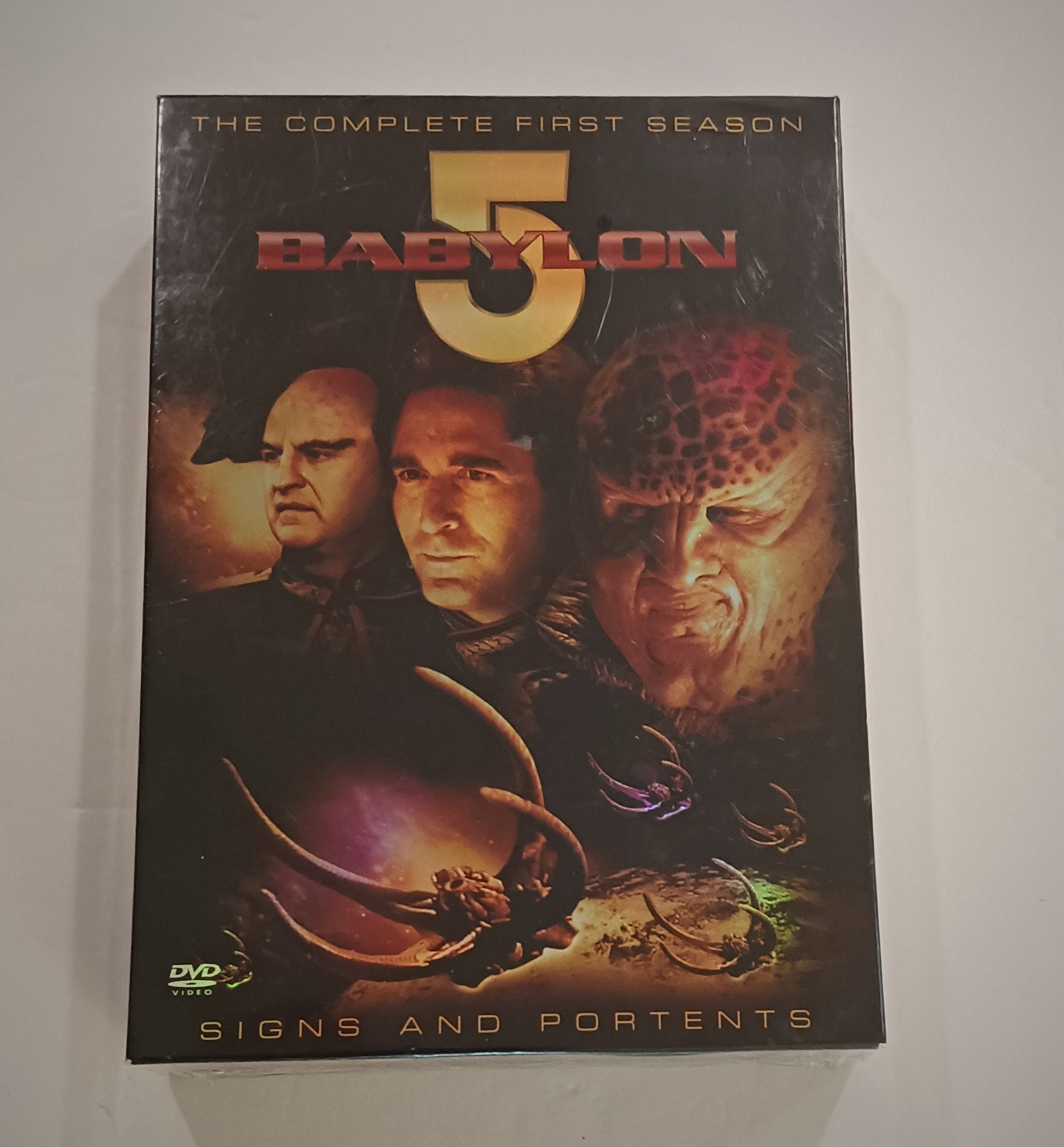 FARSCAPE - SEASON 1 VOLUME 1-4 (1,2,3,4) DVD - EXCELLENT - FREE