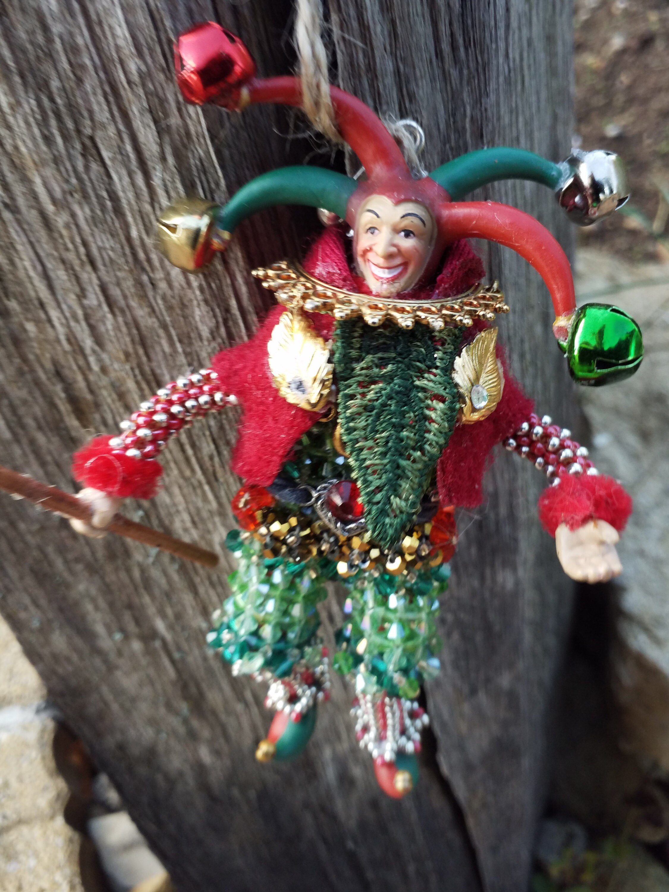 Lutin de Noël Elfe Decoration Personnage Féerique Cookie Lutin Malin en Perles Feutrine Grelot