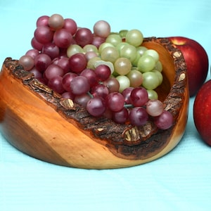 NATURAL EDGE BOWL Red Oak Hand-Turned Gift