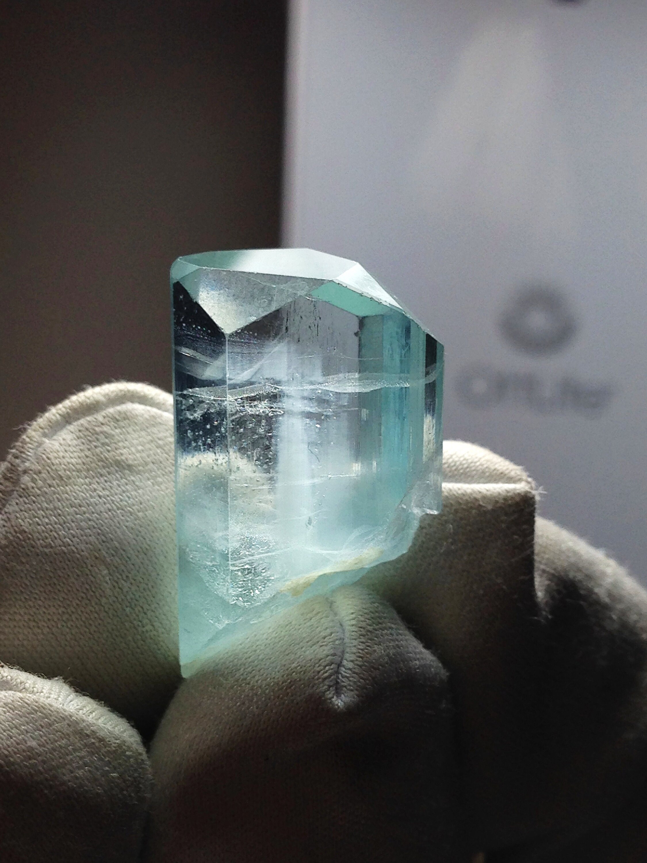 Top Quality Aquamarine Crystal w/ Fancy 10 Face Termination & Aesthetic