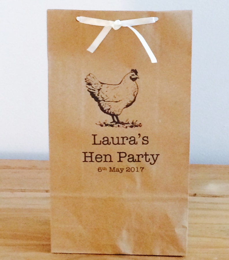 Personalised Gift Bags/ Hen Gift Paper Gift Bags with Ribbon. Wedding/Hen Party/Gifts 画像 4