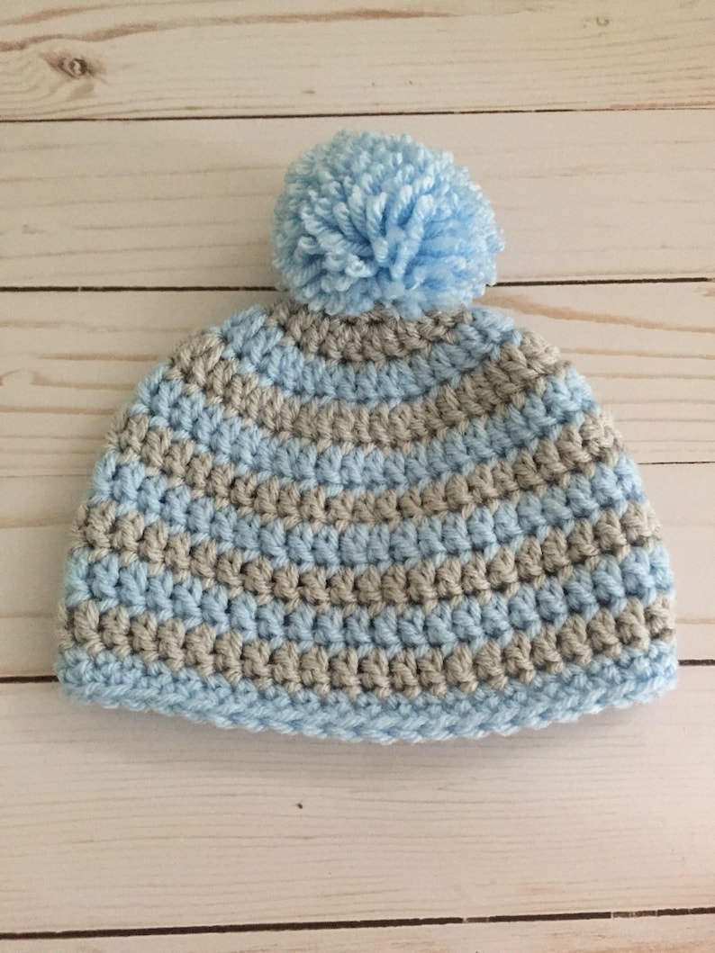 Children/'s Boys Girls Personalise Name 4 Colours Unique pom pom Winter Hats 3-10