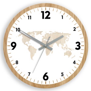 Holzuhr mit weißer Karte – Weltkarte, weiß, geräuschlos, moderne Uhr mit Zahlen, 33,5 cm / 13,19 Zoll, Eichenuhr