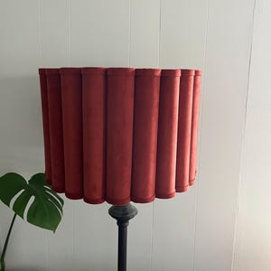 Beautiful lampshade created by Melody Zimmerman.  I'm impressed