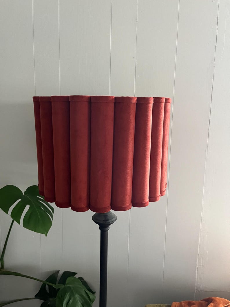Beautiful lampshade created by Melody Zimmerman.  I'm impressed