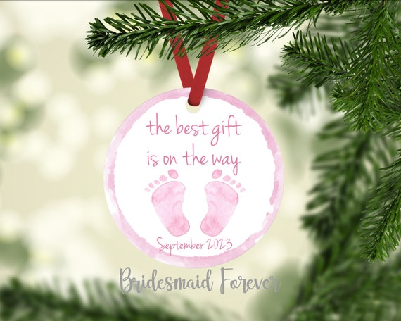 20 Best Personalized Baby Gifts for Girls and Boys - 2023