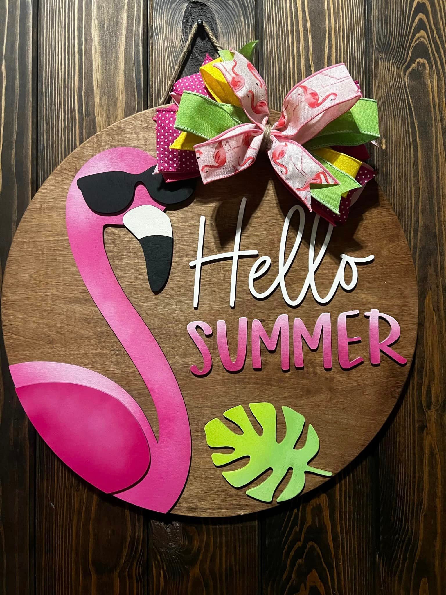 'Hello Summer' Wood Door Sign - 11.8 Inch, Flamingo Design, Rustic Farmhouse Decor