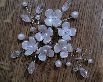 Pearl Flower Bridal Hairpiece: Wedding Party Hair Pins