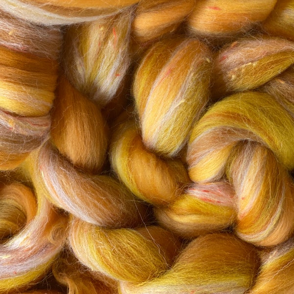 ROVING, "Fancy mustard" autumn roving,Fall golden yellow felting fiber,Saffron Weaving Roving,Spinning Fiber, shades of yellow roving,26