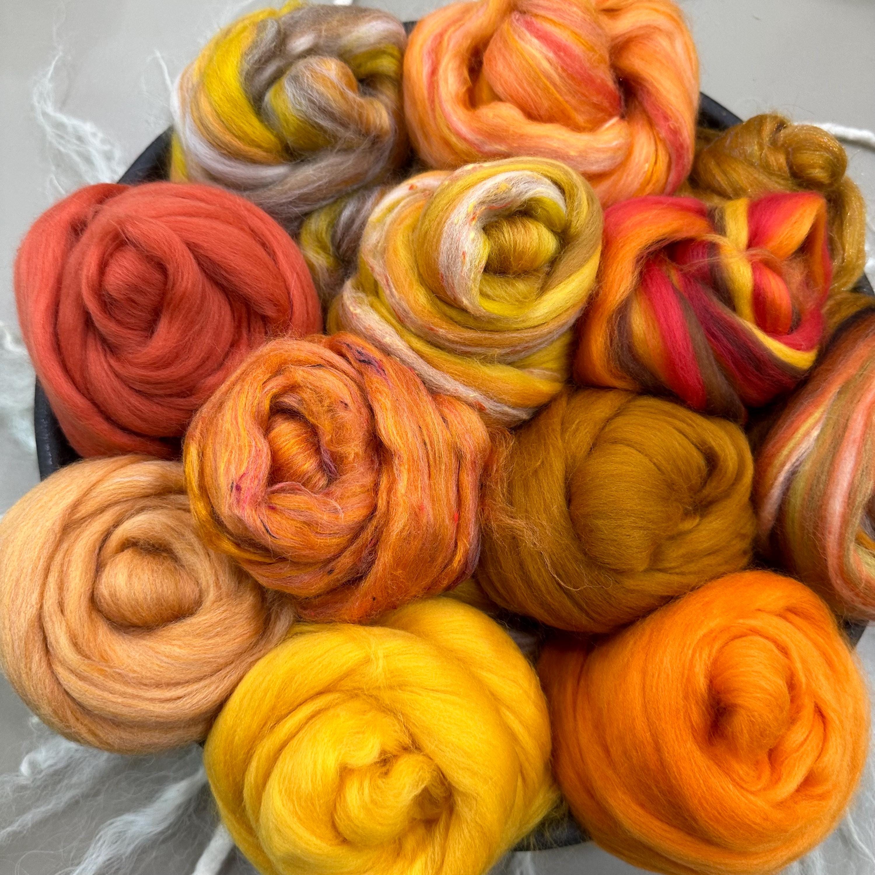 Fiber Bundle Bowl of Oranges, Pumpkin wet felting Halloween fiber…