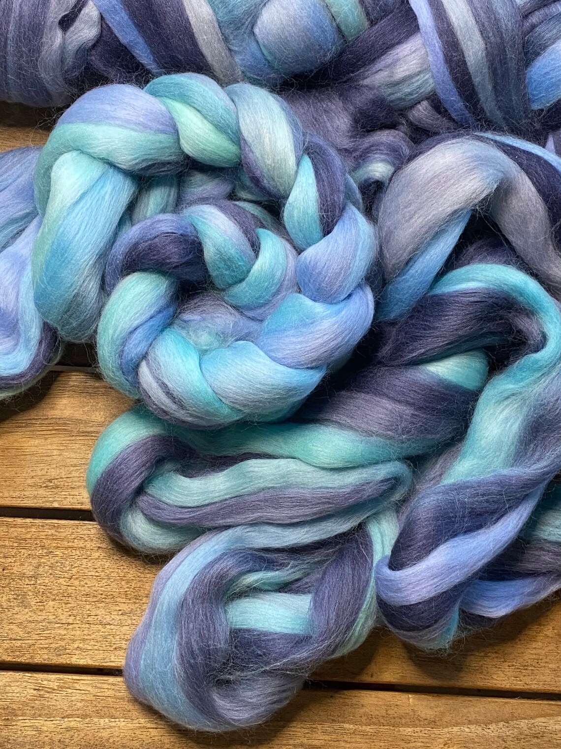 WOOL ROVING Sky, 19 Micron Hand Painted Merino Roving, Sky Water Roving ...