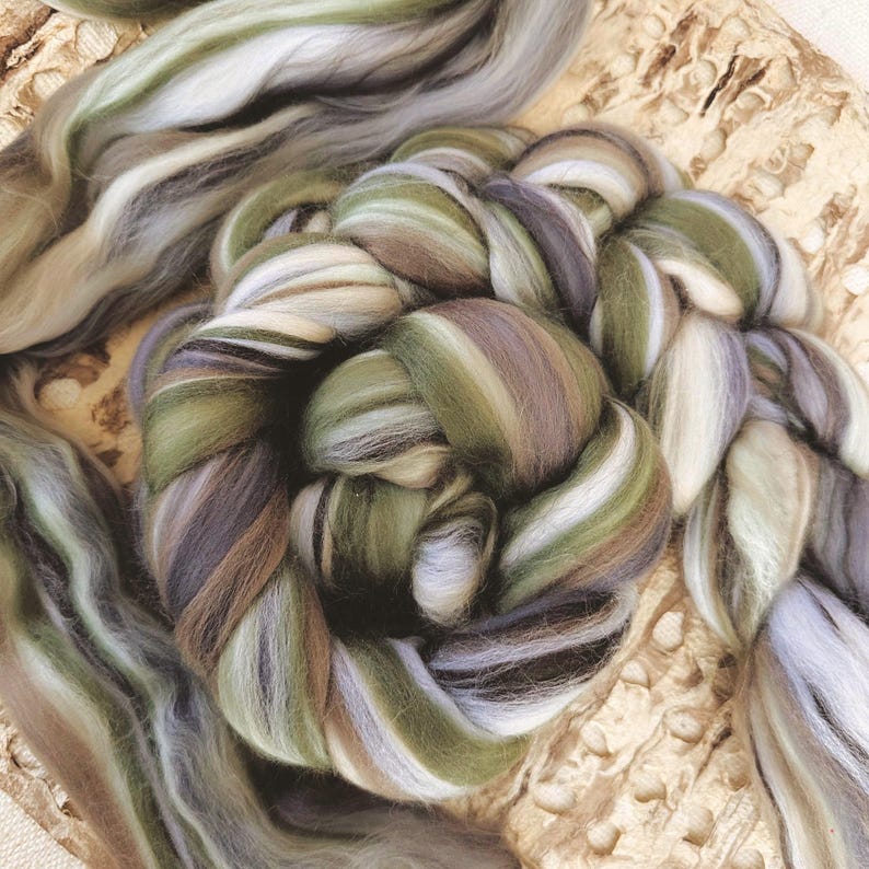 WOOL ROVING River Rocks, 16 19 Micron Moss Green Merino, Mossy Green ...