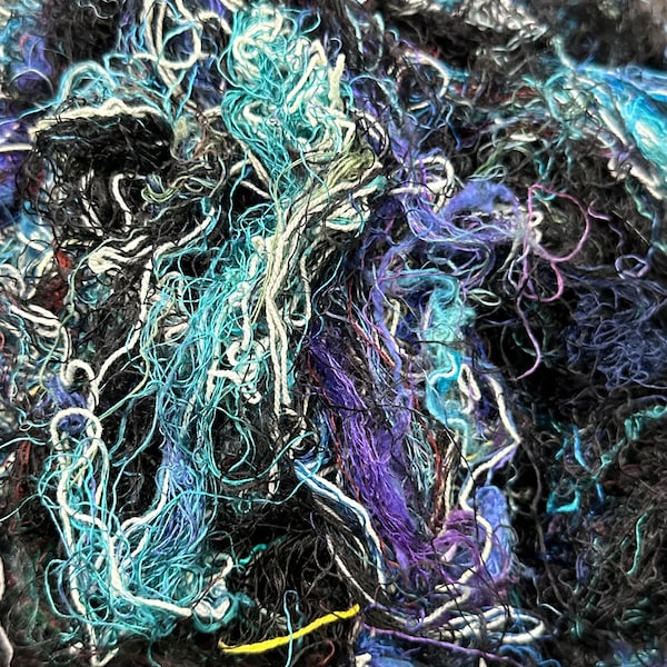 LIMITED SILK Strings " Ursula " silk waste scraps,Mermaid Art batt texture threads,yarn string scraps, needle wet felting silk fiber,