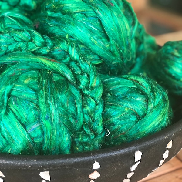 SARI SILK ROVING,"Emerald city“,Green Sari silk waste,green roving,wet felting silk,nuno felting silk fiber,green spinning fiber, C-5