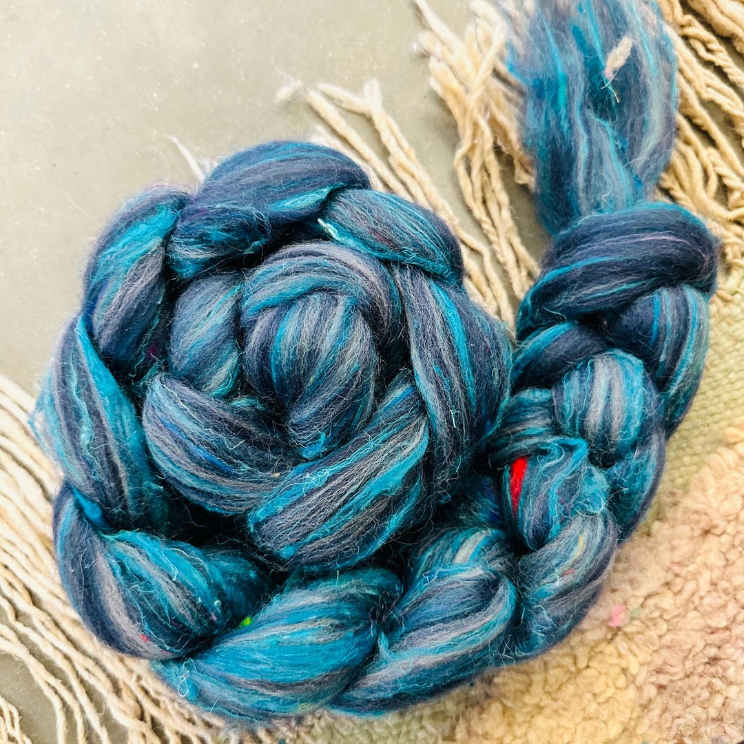 Blue Roving WOOL ROVING Recycled AZURE Blue Wool Silk Roving, Felting Spinning ...