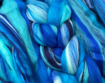 ROVING, Caribbean - shades of blue Merino Roving, blue ombre roving excellent for Felting,shades of Blue Spinning Wool,Weaving Roving, bin 2