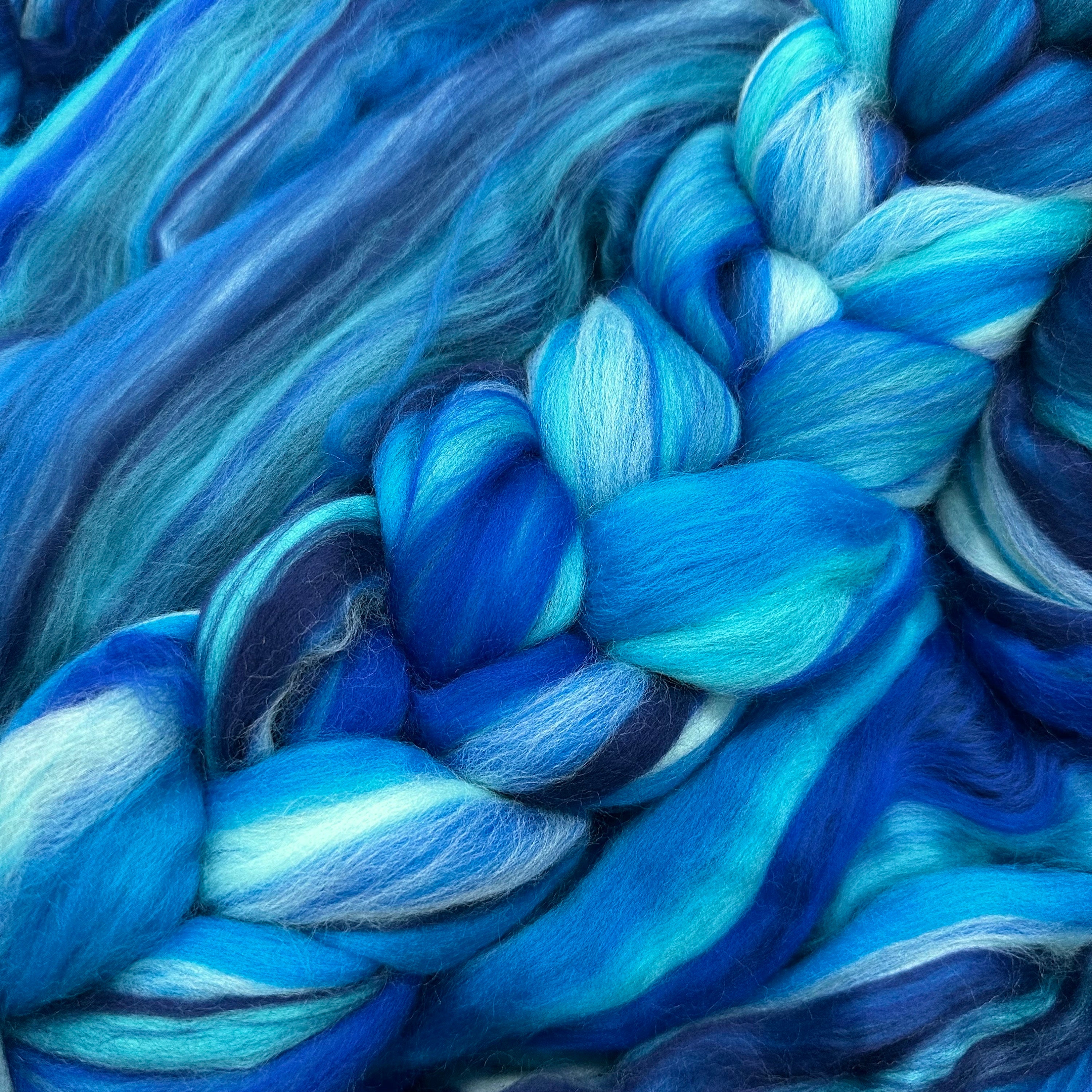 Blue Roving ROVING Caribbean, Shades of Blue Merino Roving, Blue Ombre Roving ...