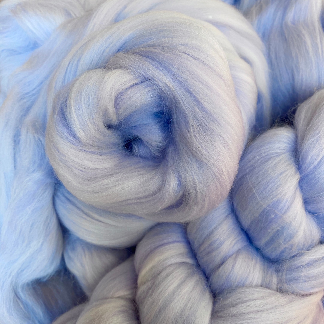 Blue Roving ROVING PERITWINKLE, Blue Sparkle Roving, Lavender Blue Silk Wool ...