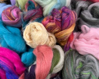 Restos de molino, 2 o 4 oz de lana de fieltro húmedo unicornio, retazos de estudio de seda, lana artística, hilo artístico, lana para hilar, paquete de lana para fieltro y cardado