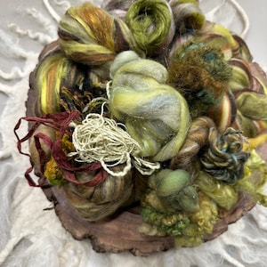 WOODSY FIBER Bundle,Spinning fiber bundle,Felt painting,Forest foliage rustic bundle, Art batt kit,Art yarn kit,wet needle felting kit H-5