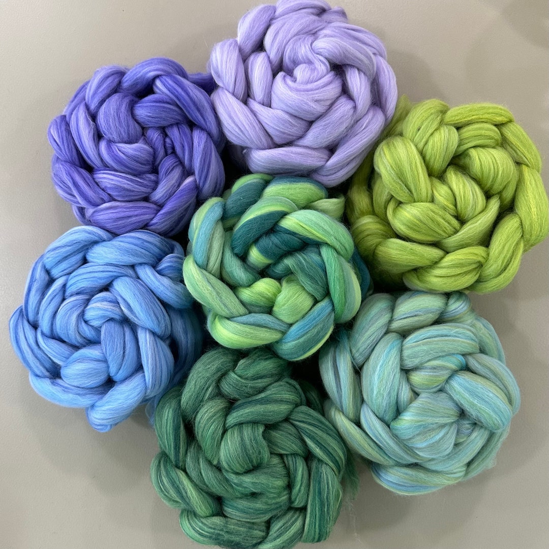 MERINO ROVING, 19 Micron Blue Green Lavender Variegated Roving,sky Blue ...