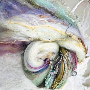 FREE PEOPLE Wet Felting Kit or Art Batt Kit, Texture and Roving Bundle, Vintage Palette Merino Silk Spinning Kit, Carding Fiber Art Kit image 2