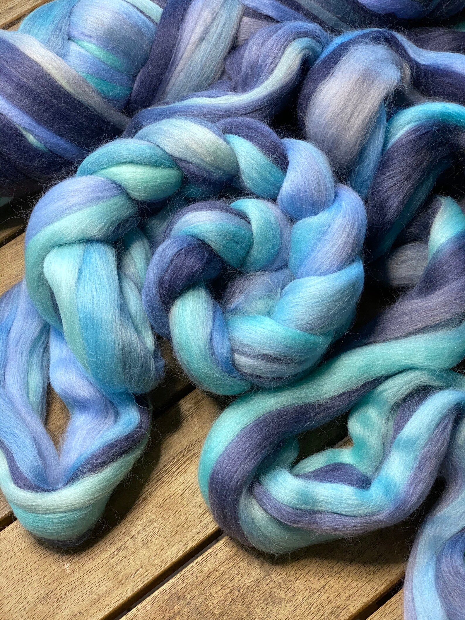 WOOL ROVING Sky, 19 Micron Hand Painted Merino Roving, Sky Water Roving ...