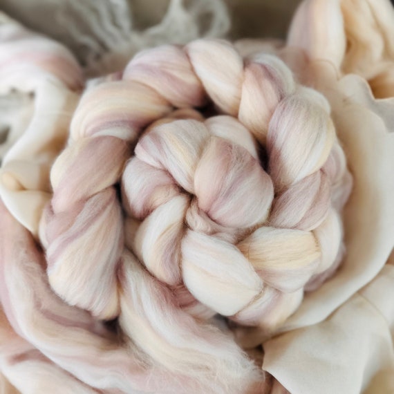 ROVING SHELL,19 micron  Seashells spinning Roving,Neutral cream rose butter Merino, Felting Fiber,Spinning Fiber, Bin 28