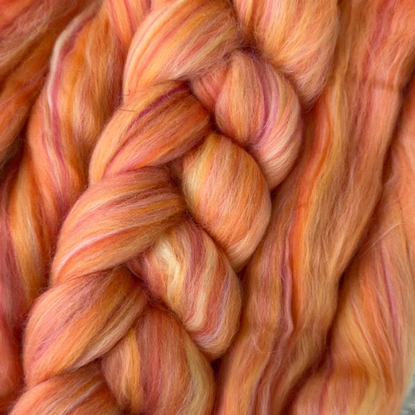 ROVING, Melon variegated citrus melon 19 micron  Roving,Sunset spinning Roving,felting fine wool Roving, BIG 0-R