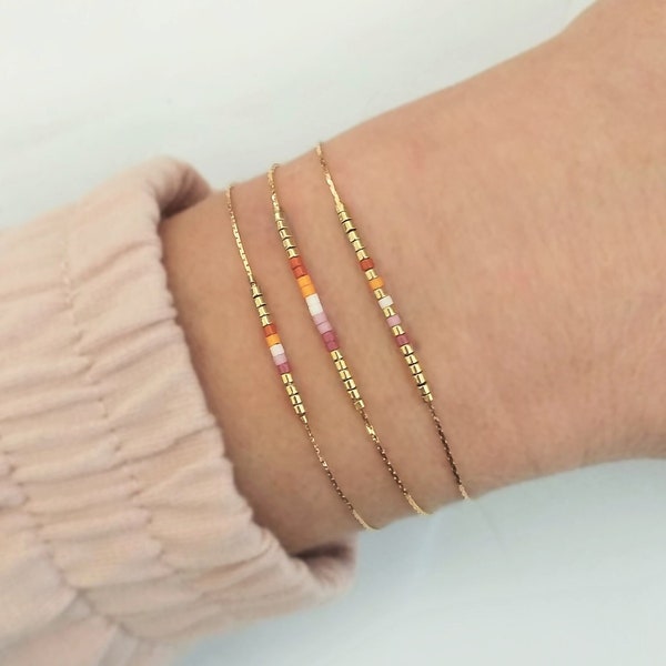 Subtiler Lesben Flaggen Schmuck, LGBTQIA Gold Armband oder Fußkettchen, lesbische Freundin Geschenkidee lesbisches Pärchenset / LB7