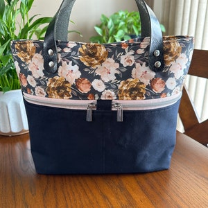 Alice purse, project bag, handheld bag