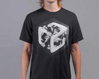 Camiseta de lona abstrata geométrica Bella: camiseta gráfica preta e branca
