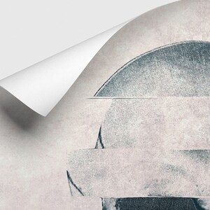 Puede incluir: Impresi&oacute;n de arte abstracto con un dise&ntilde;o en capas de c&iacute;rculos y rect&aacute;ngulos superpuestos en tonos de gris y azul sobre un fondo blanco texturizado.
