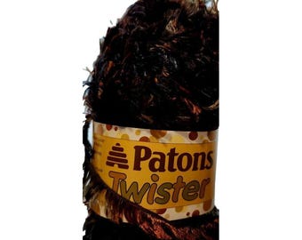 Patons TWISTER Yarn Chocolate Super Bulky