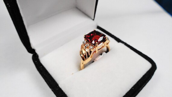 14kt. Gold, Spessartite Garnet Ring. Set in a 14k… - image 3