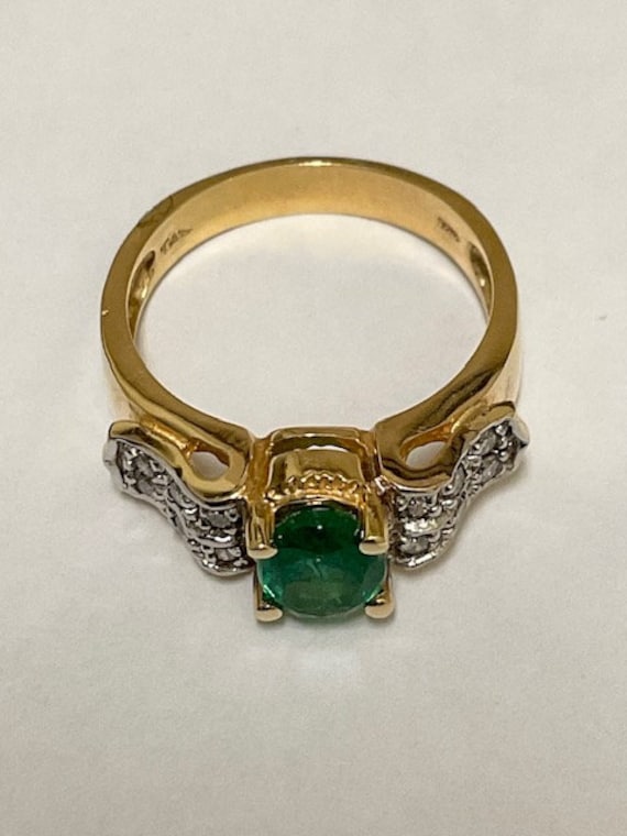 14kt. Gold, Emerald Ring. A Natural 1.10ct Emeral… - image 8