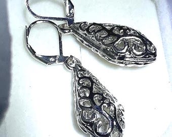 Silver drop earrings.  925 natural Silver, Filagree workmanship, Leverback
