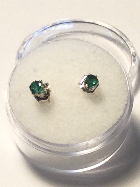 Genuine 3.5mm. Emerald Posts. Nice Natural Emeral… - image 3