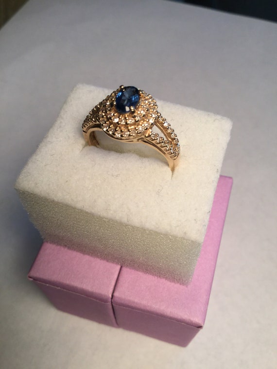 Gold Sapphire Ring. A 38pt. Sapphire in a 10kt Go… - image 2