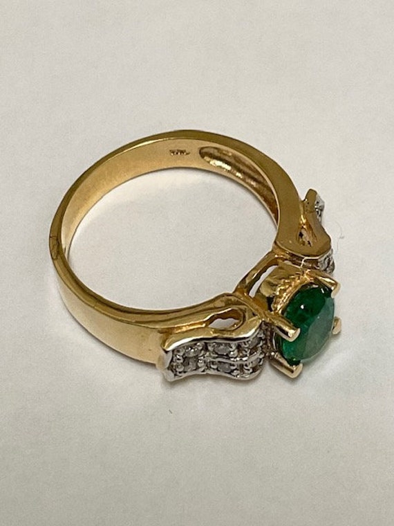 14kt. Gold, Emerald Ring. A Natural 1.10ct Emeral… - image 6