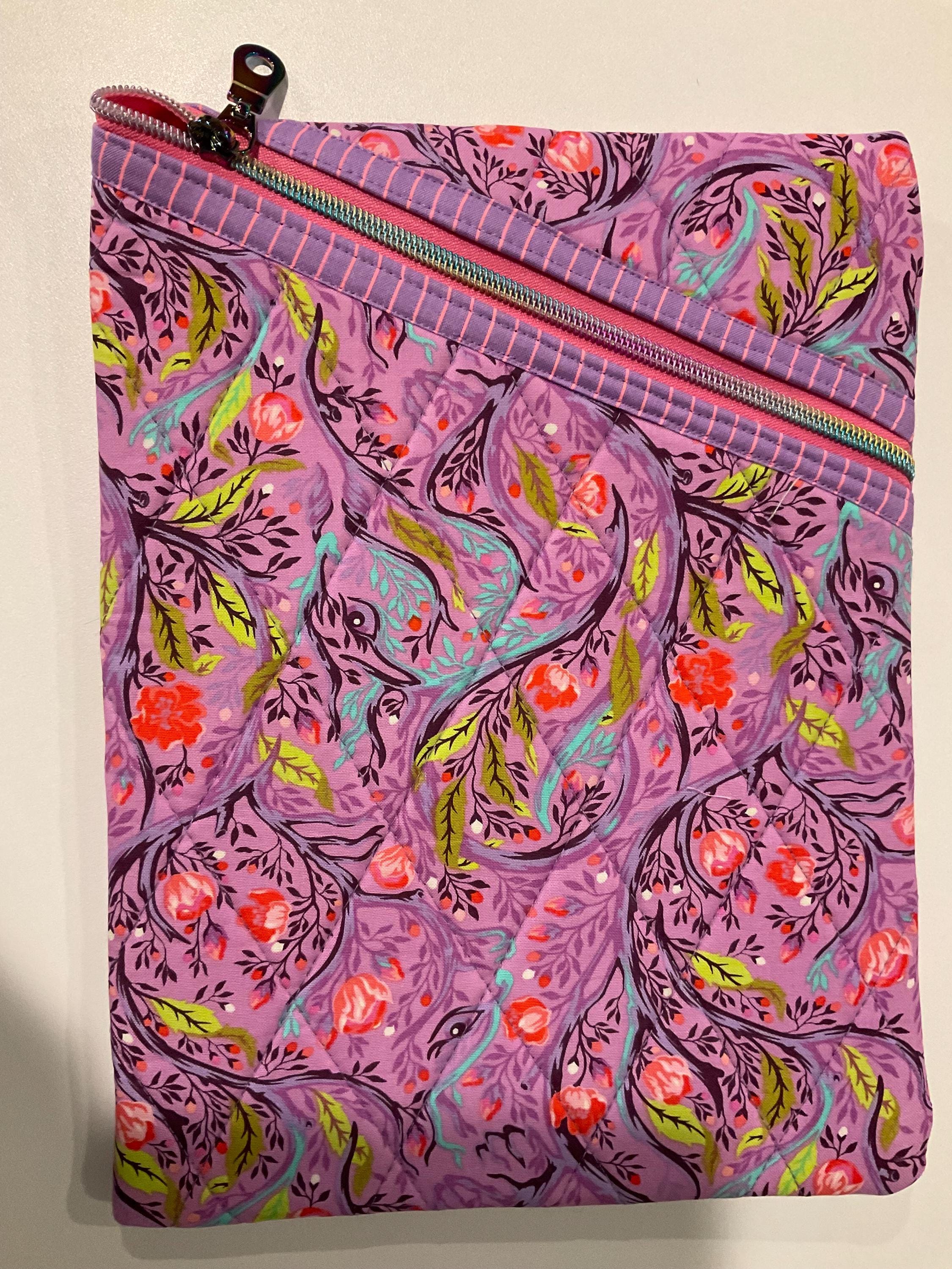 Heming Pouch Large Hemingway Quilted Pouch - Etsy