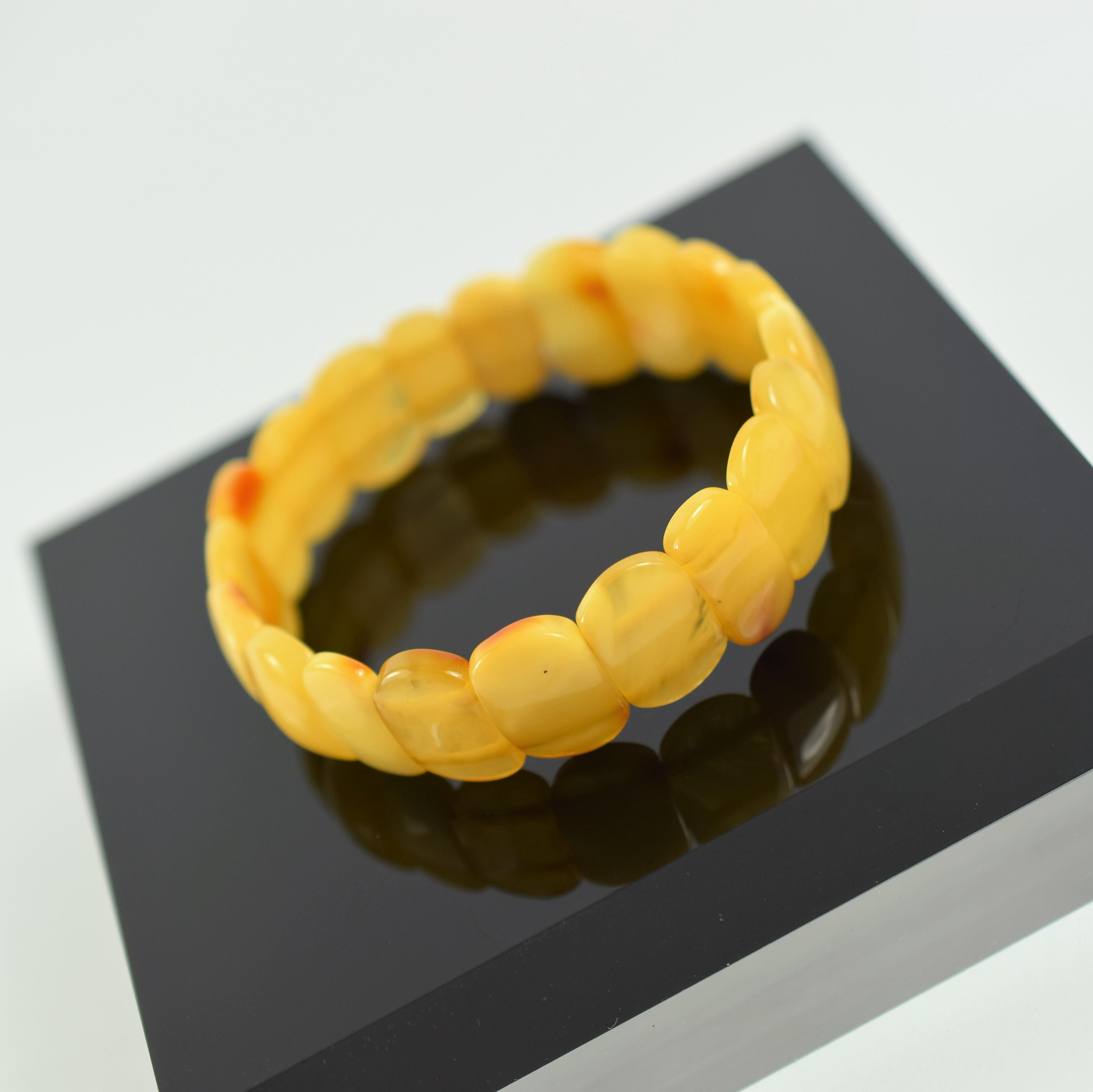 Baltic amber bracelet butterscotch elegant Baltic amber bracelet butterscotch elegant