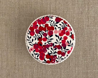 Small Round Aluminum Containers with Liberty of London fabric #8