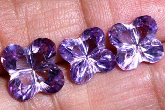 13.25 CTS アメジスト フラワー カービング セット 3 個 CG-2694