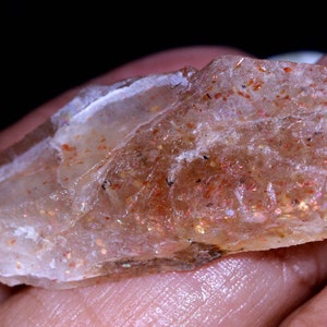 35.20 cts Rainbow lattice Australian sunstone
