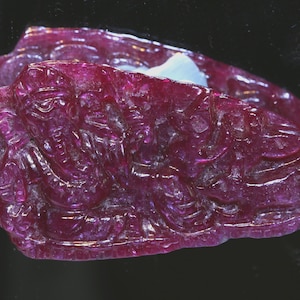 142,65-Cts Ruby Garnesha Carving TBM-2567