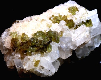 231.40CTS TOURMALINE NATURAL ROUGH