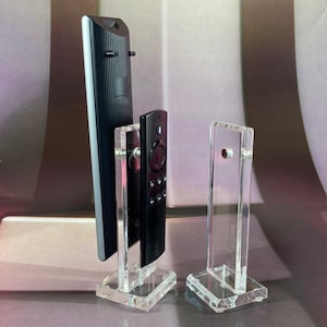 McChi Magnet Remote Holder (Capacity 2 Remotes)