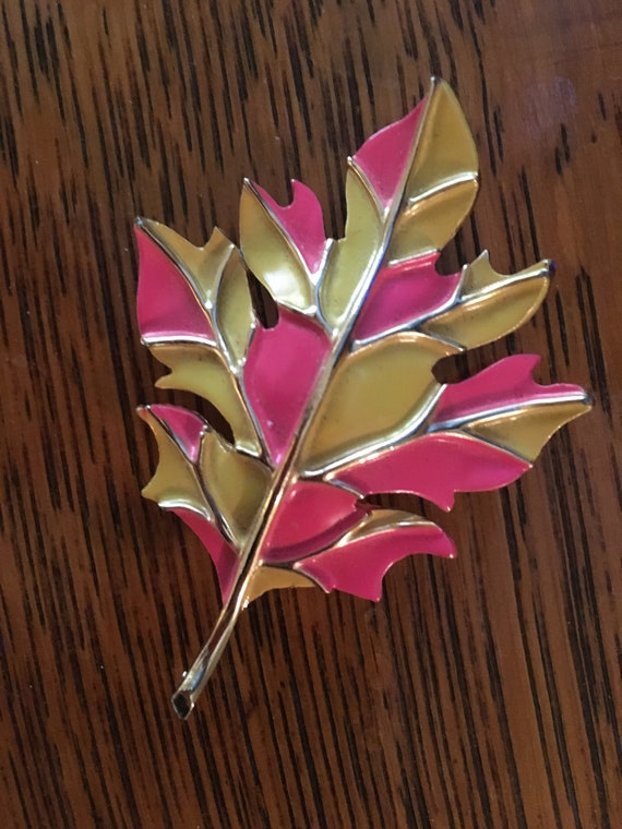 Enamel Leaf Pin - image 1